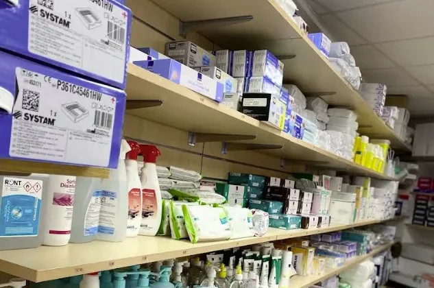 Rayon de matériel médical professionnel : désinfectants, gants, soins, Var Orthopédie La Seyne-sur-Mer